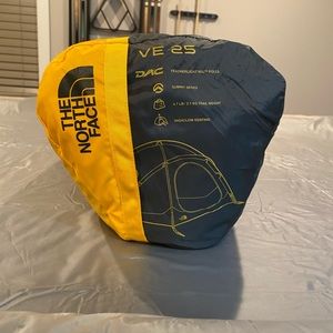 The north face ve 25 3 person tent